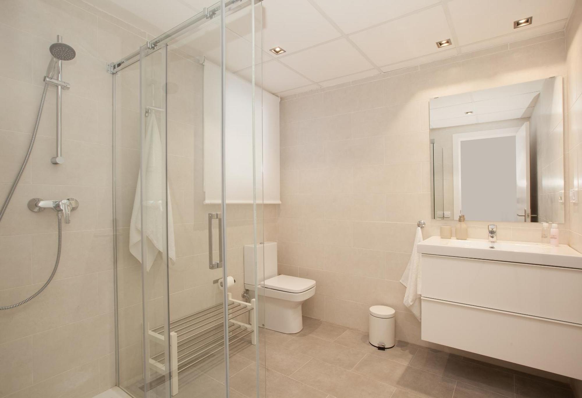 Click&flat Seneca Apartment *